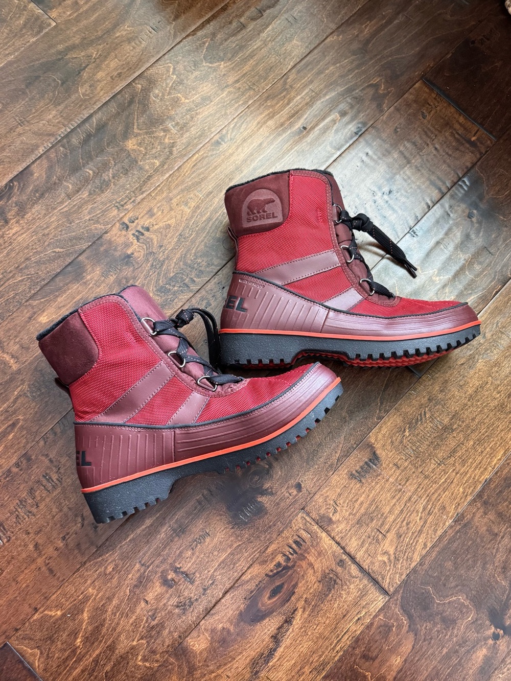 Sorrel Women’s Waterproof Burgundy Winter Boots with Fleece Lining - Picture 8 of 9